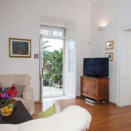 Secret Garden By Irundo * Ντουμπρόβνικ